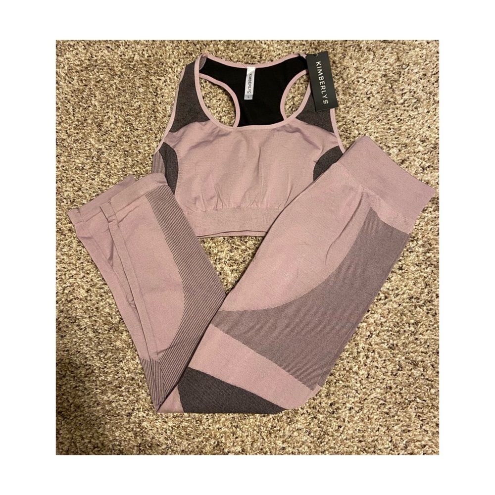 Pink workout set - Picture 3 of 3